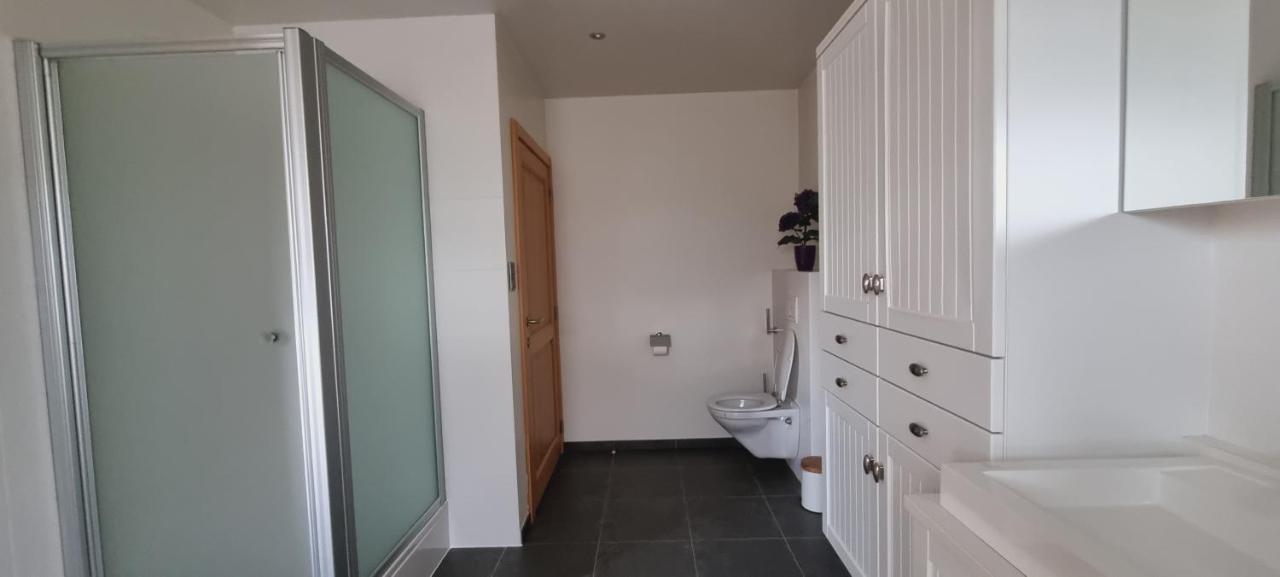 Susberg-1 & 2 Apartment NeerNeerpelt Екстериор снимка