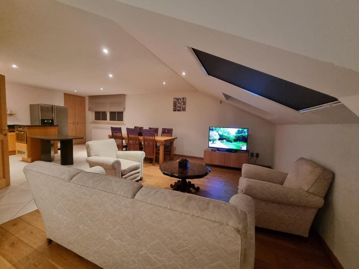 Susberg-1 & 2 Apartment NeerNeerpelt Екстериор снимка