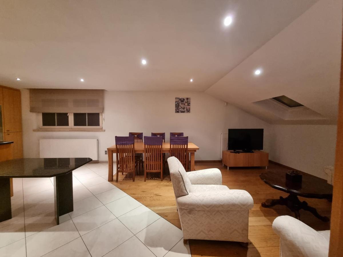 Susberg-1 & 2 Apartment NeerNeerpelt Екстериор снимка